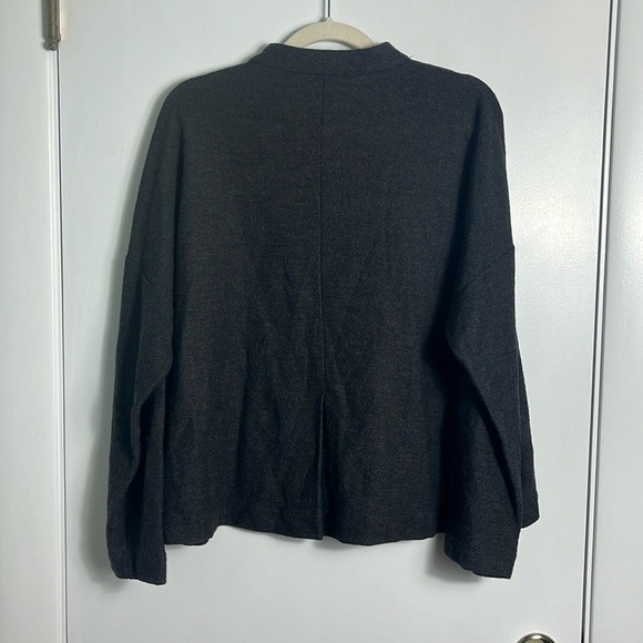 Eileen Fisher Gray Button Up 100% Wool Lightweight Minimalist Coat Cardigan - Picture 7 of 10